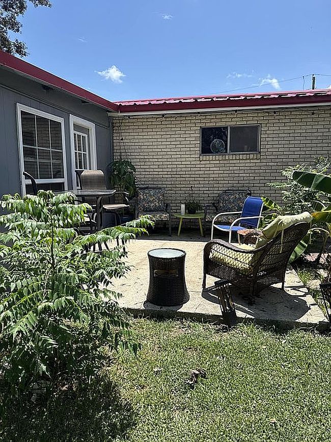Photo of 612 Cody St, Sulphur, LA
