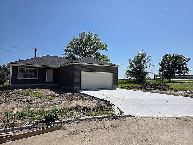 141 Bronco Cir, Utica, NE