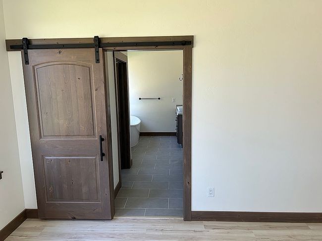 Photo of 157 Houk Ln, Stevensville, MT