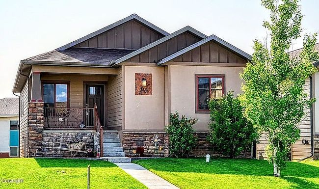 Photo of 112 College Park Cir, Gillette, WY