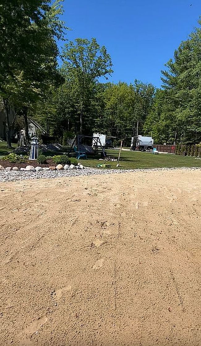 Image of 2250 Tamarac Ln
