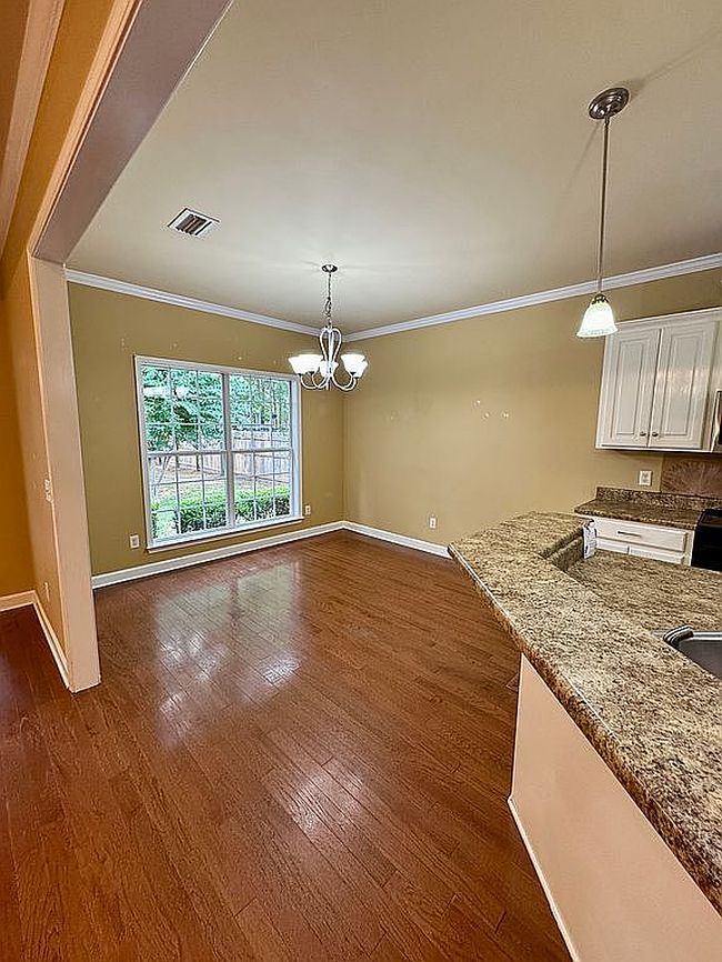 Image of 103 Petersburg Ct