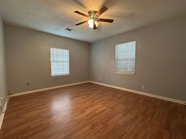 Photo of 1826 Wayside Dr, Texas City, TX