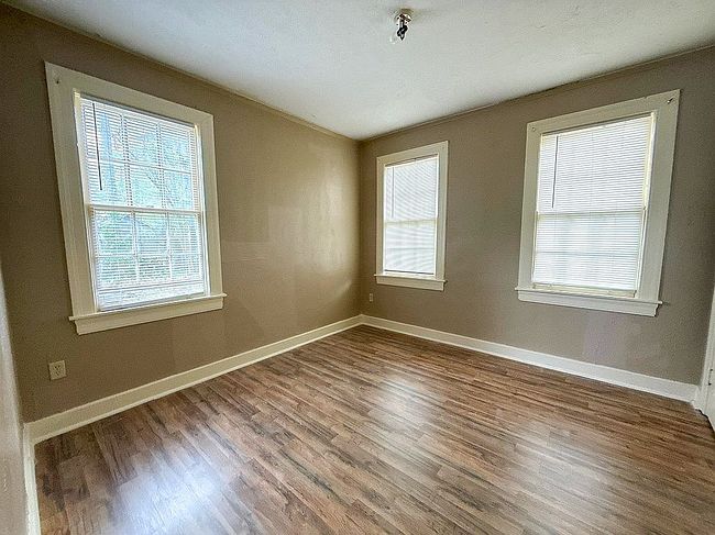 Image of 223 Donald St