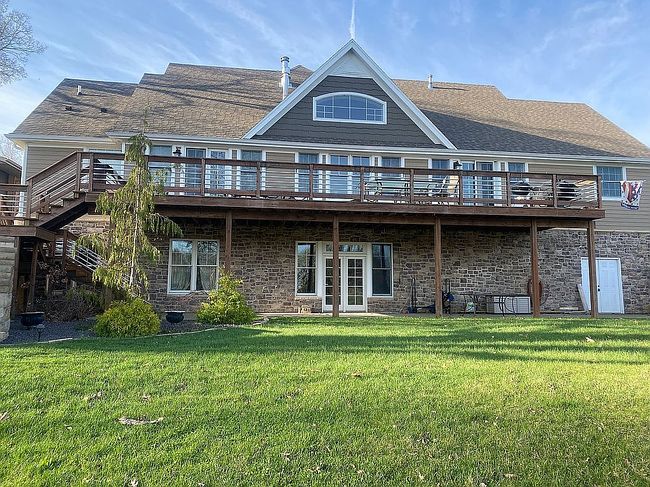 Image of 71 Almond Ln