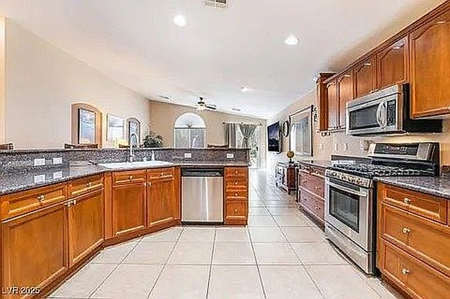 Image of 11261 Playa Caribe Ave