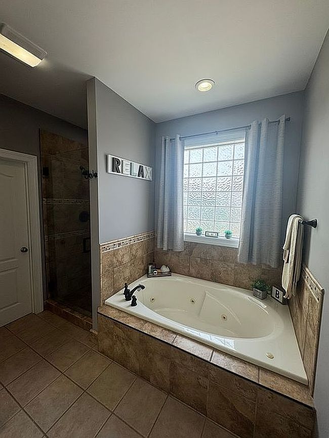 Image of 123 Cherry Hill Dr