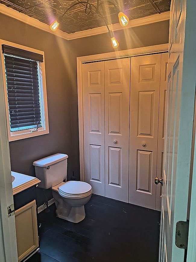 Additional photo 3 of property located at 113 Briar Ridge Cir