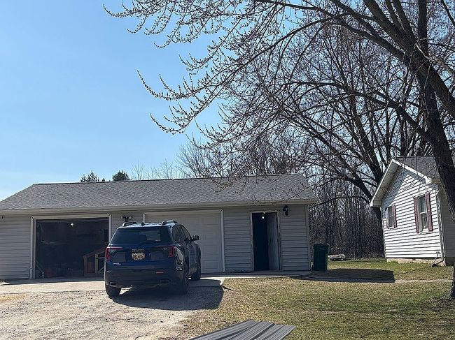 Photo of 3912 Henderson Lake Rd, Prescott, MI