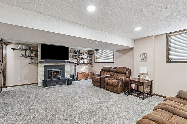 Additional photo 3 of property located at 313 Nw Stratford Ln