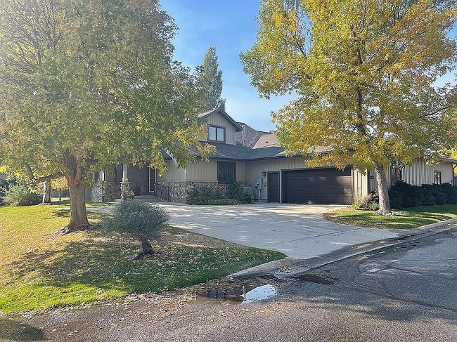 Preview of property located at 44 River Rock Rd