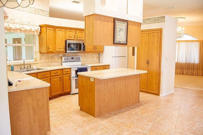 Photo of 134 Sea St, New Smyrna Beach, FL