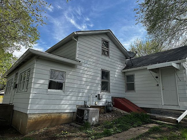 Additional photo 1 of property located at 206 S Jackson St