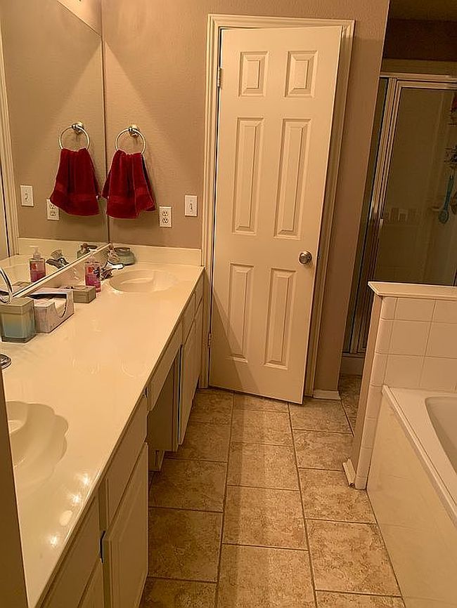 Photo of 1104 Sandy Ridge Cir, Schertz, TX