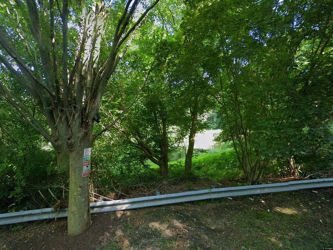 Photo of 11401 Lake Potomac Dr, Potomac, MD