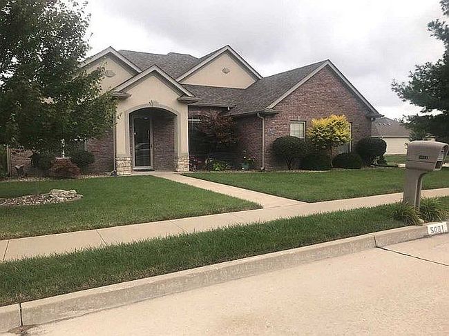 Preview of property located at 5001 Daphine Ct