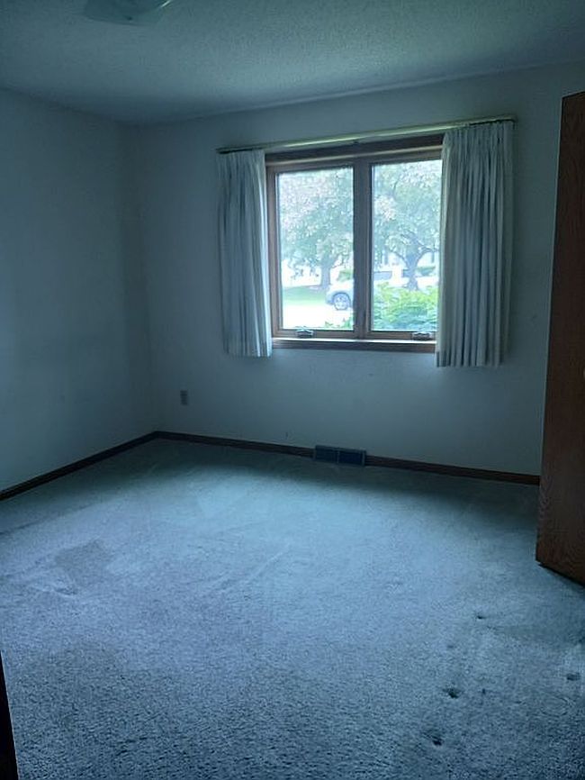 Image of 905 10th Ave N