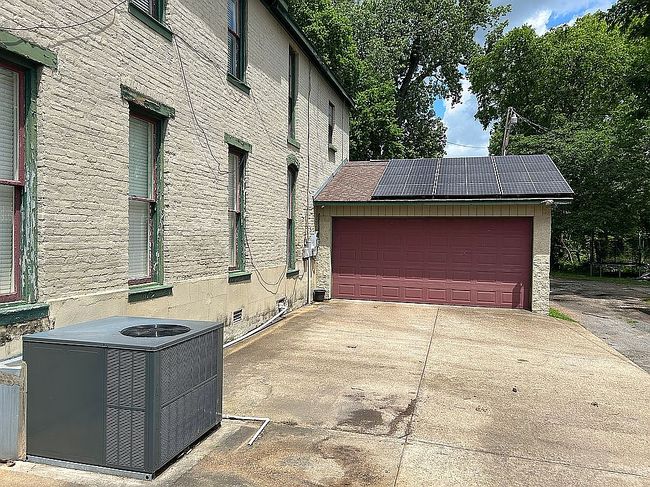 Image of 526 Perry St