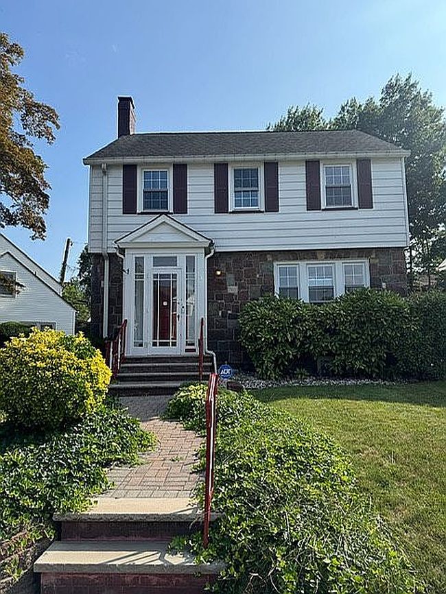 Photo of 1 Chauncey Ave, East Orange, NJ