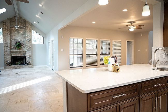 Additional photo 2 of property located at 2443 Trace Oak