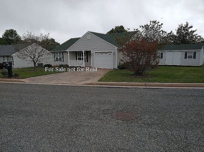 Image of 305 Lancelot Ln