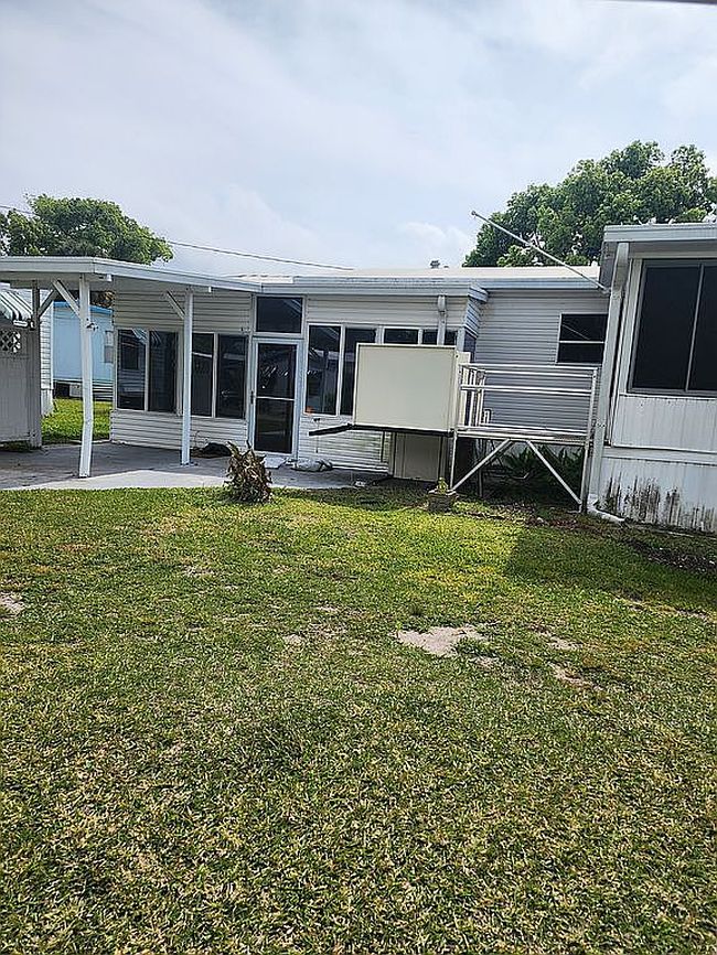 Photo of 3325 Us Highway 98 S #60, Lakeland, FL