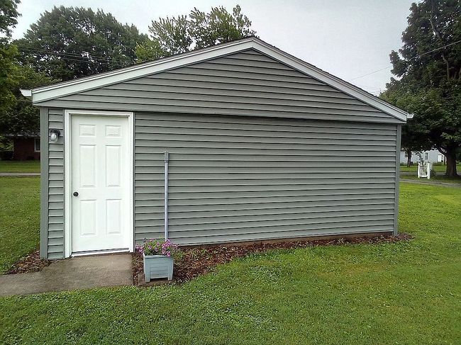 Photo of 604 W Jefferson St, Petersburg, IL