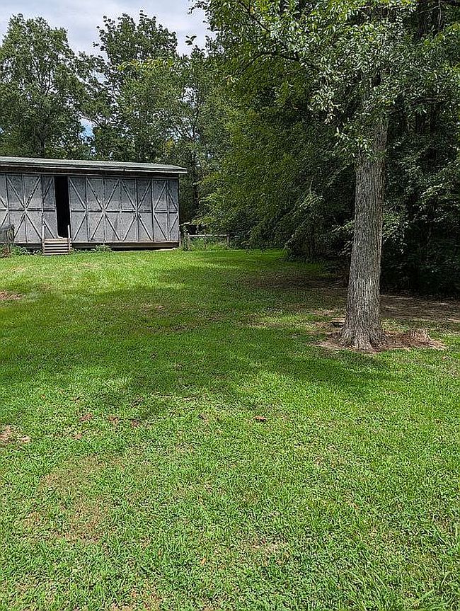 Photo of 104 Aspen Dr, Calhoun, GA
