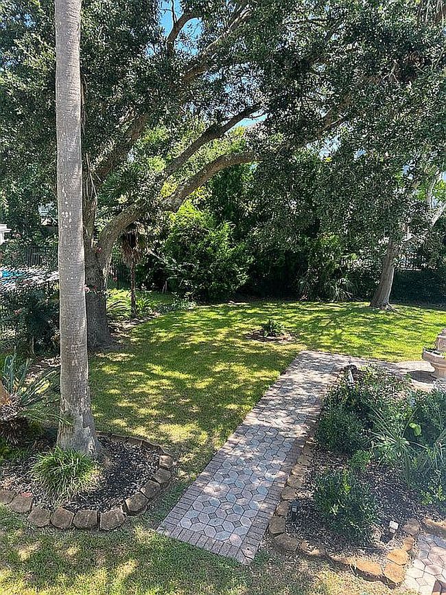 Photo of 319 N Oak Dr, Surfside Beach, SC