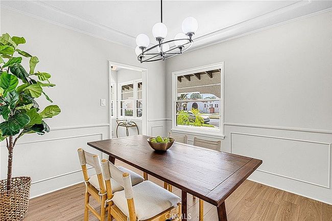 Photo of 8810 S Gramercy Pl, Los Angeles, CA