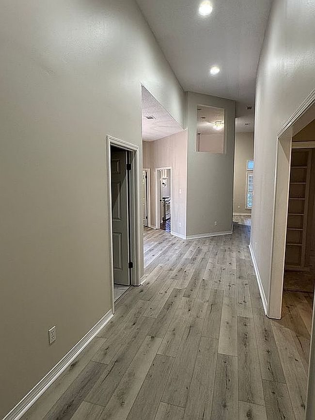 Image of 6104 Lennox Pl