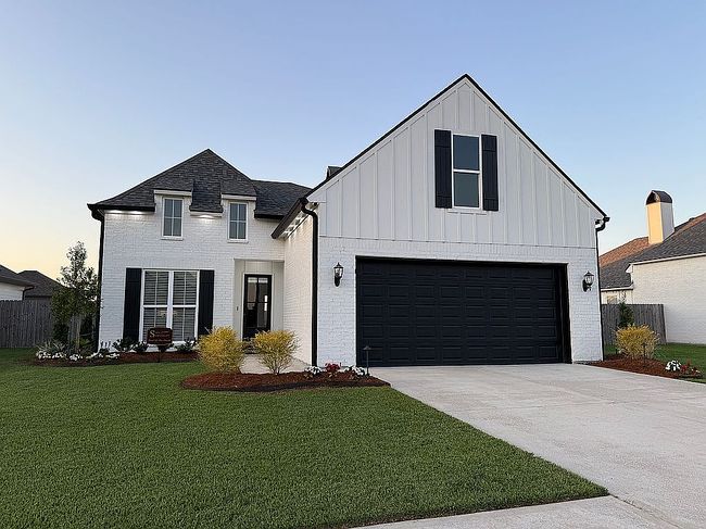 Preview of property located at 303 San Marcos Dr