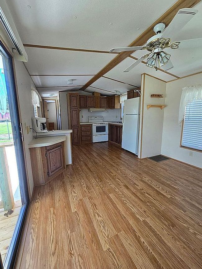 Photo of 4105 Us Highway 27 S #B, Sebring, FL