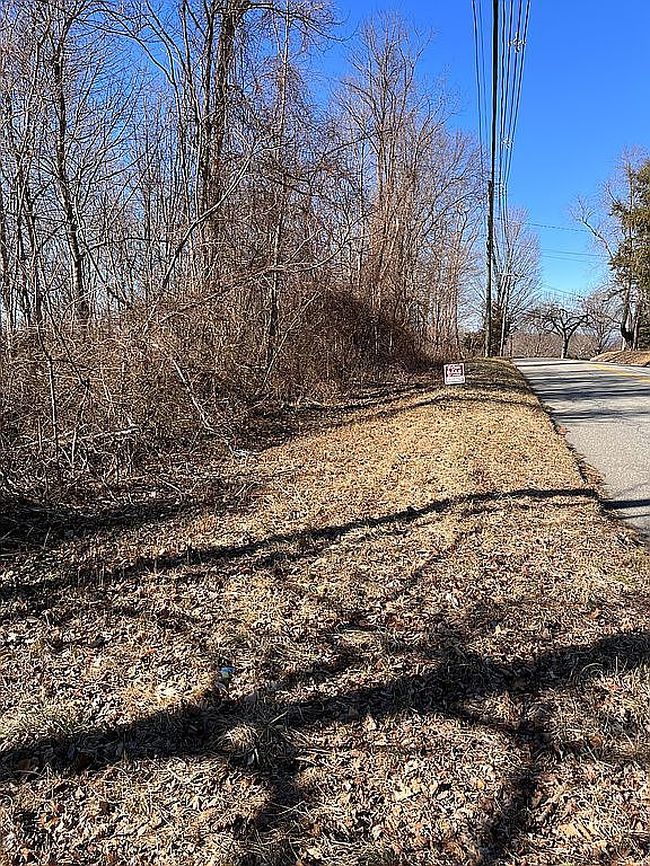Photo of 260 Hopewell Rd, South Glastonbury, CT