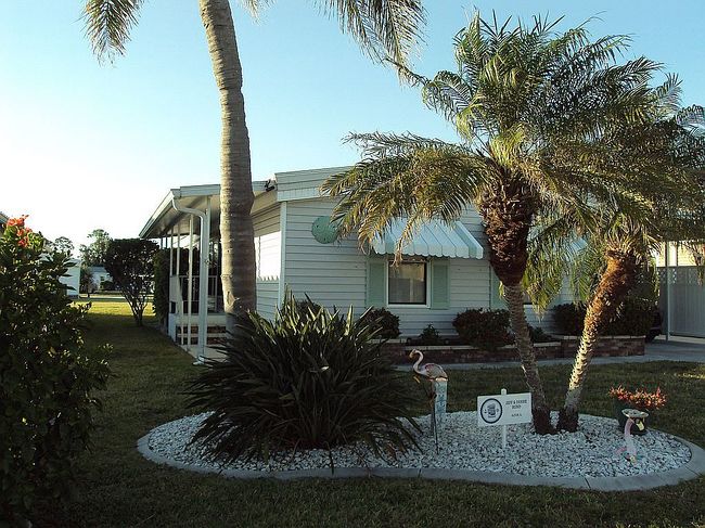 Image of 735 Fairmount Dr
