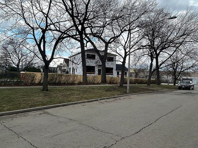 Image of 6144 N Nickerson Ave