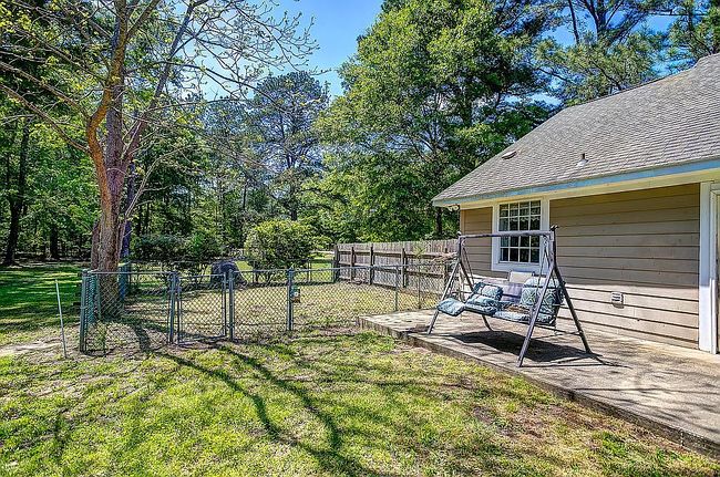 Image of 2336 Lawson Rd