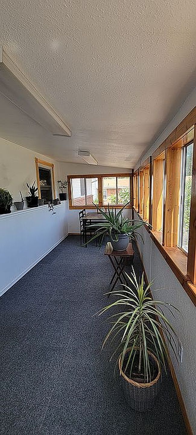 Image of 1618 Symons St