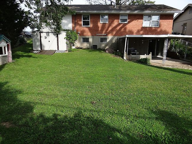Photo of 10923 Suanis Ct, Saint Louis, MO