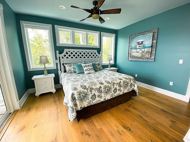 Additional photo 3 of property located at 424 Lake Mirror Dr #1