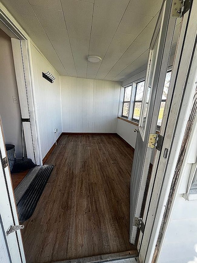 Image of 10379 Sheridan Rd