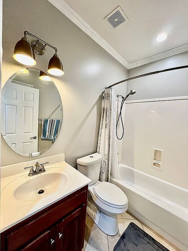 Image of 30139 Dolive Rdg #D