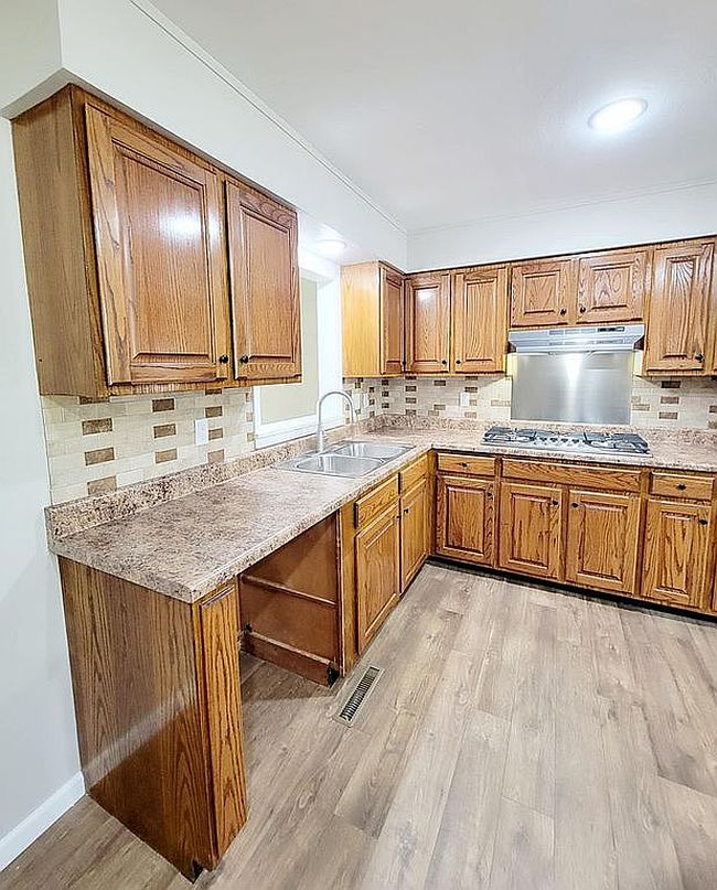 Photo of 941 Cambridge Dr, Sikeston, MO