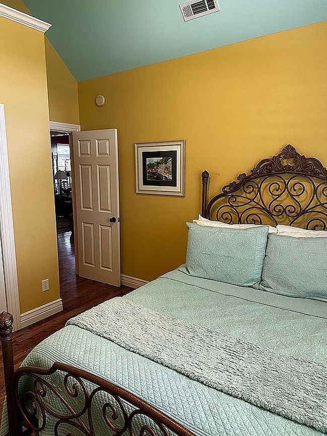 Image of 4613 W Knoll View Way