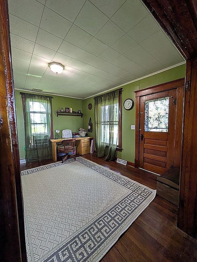 Additional photo 1 of property located at 14934 Brandon Rd