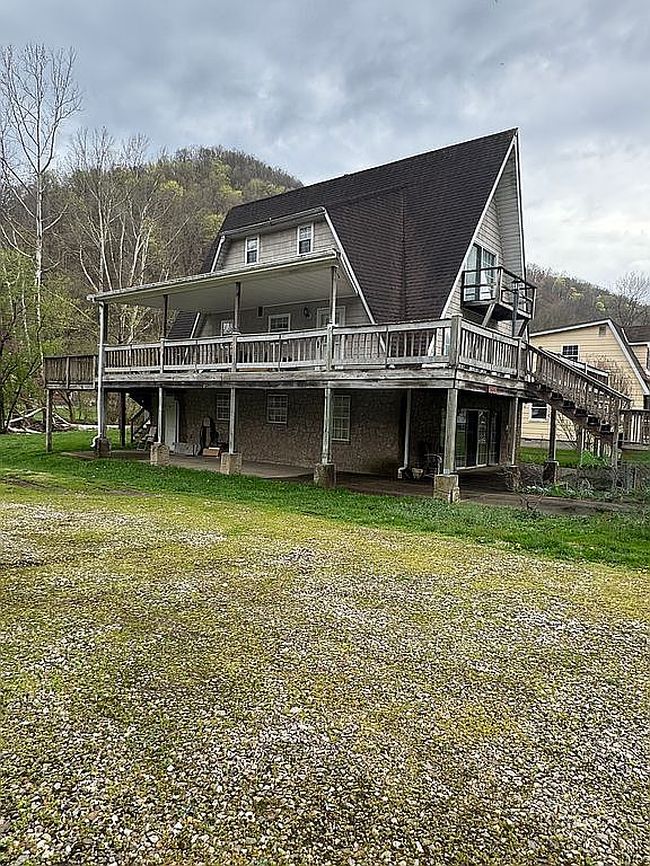 Image of 662 Campbells Creek Dr