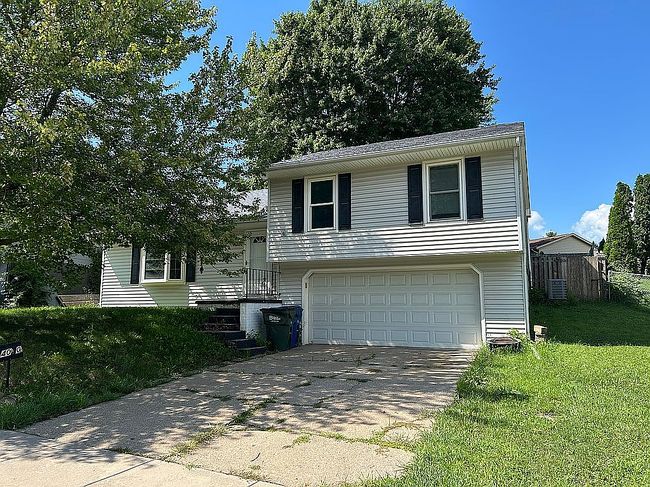 Photo of 4020 W 13th St, Davenport, IA