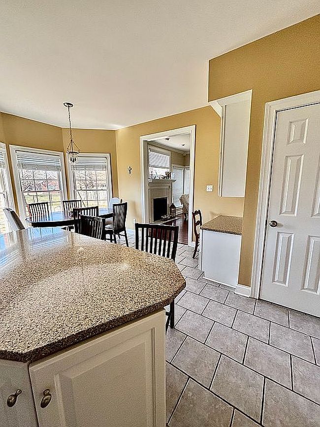 Image of 2712 Trotters Ln