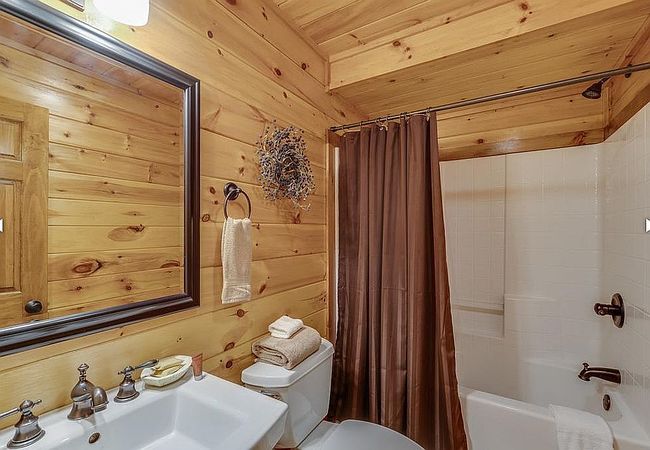 Photo of 76 Riverside Dr, Whittier, NC