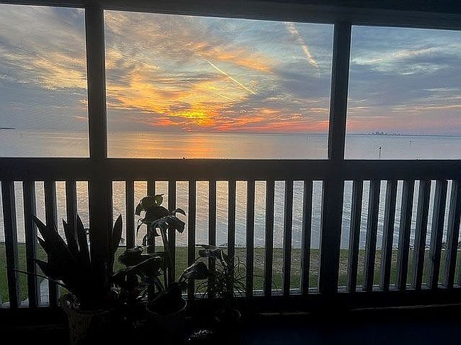 Photo of 826 Bahia Del Sol Dr #B, Ruskin, FL